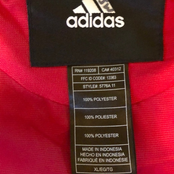 Adidas Red Jacket Climaproof Windbreaker has Logo XL - Picture 7 of 8